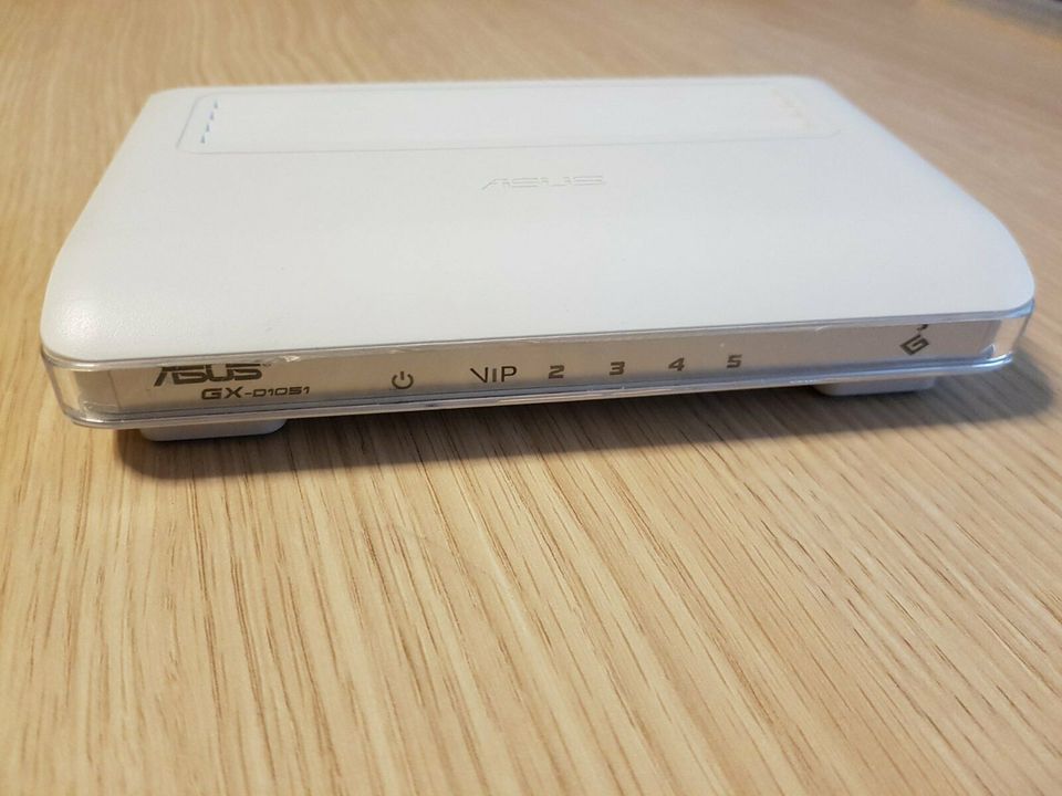 ASUS GX-D1051 V1 Switch zu verkaufen! in Erdmannhausen