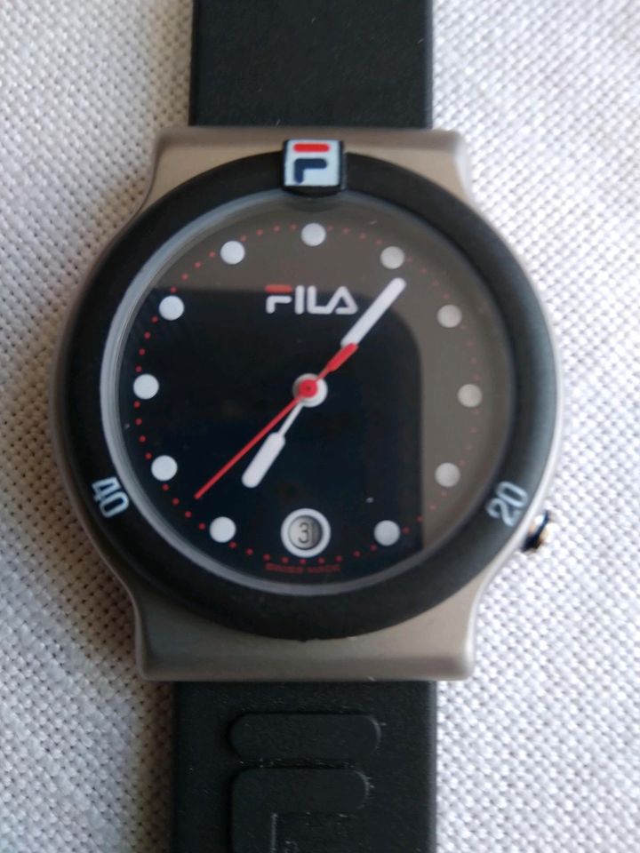 Fila Armbanduhr Uhr neu original verpackt in Gehrden