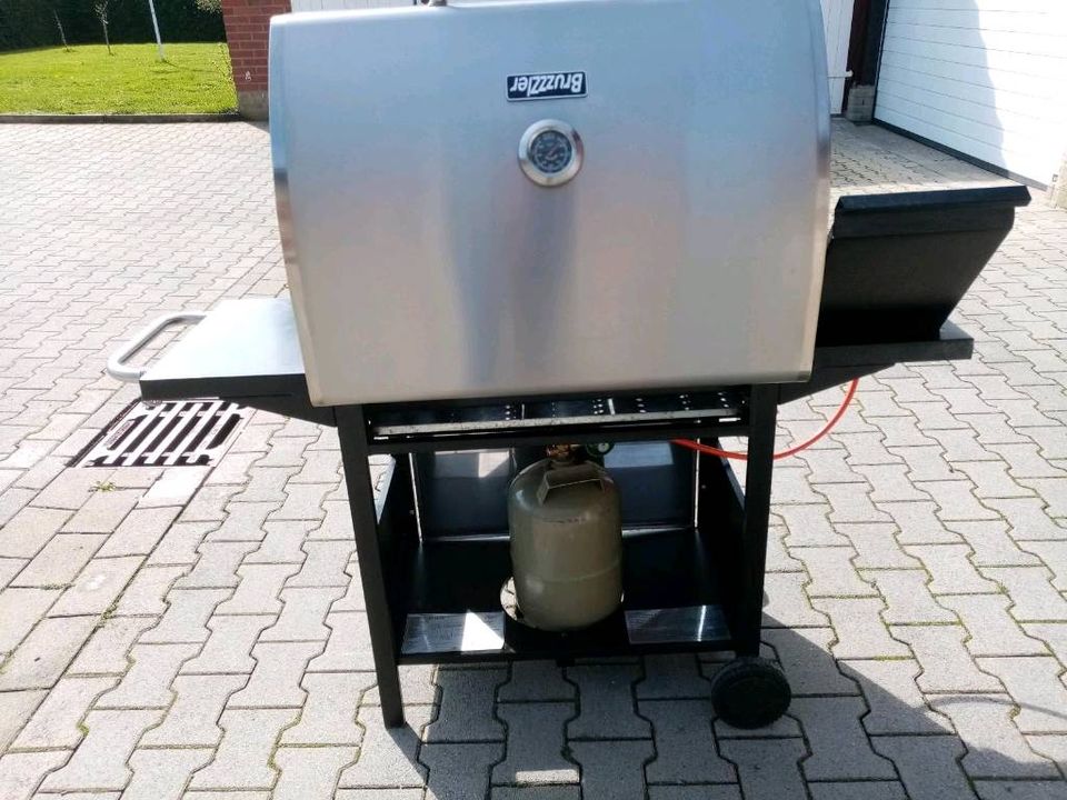 Gebrauchte Grillküche mit extra Hähnchenspies in Lippetal