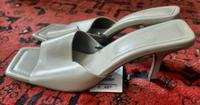 Zara Pantoletten Gr 40 Leder Absatz Sandalen  Neu! Berlin - Mitte Vorschau