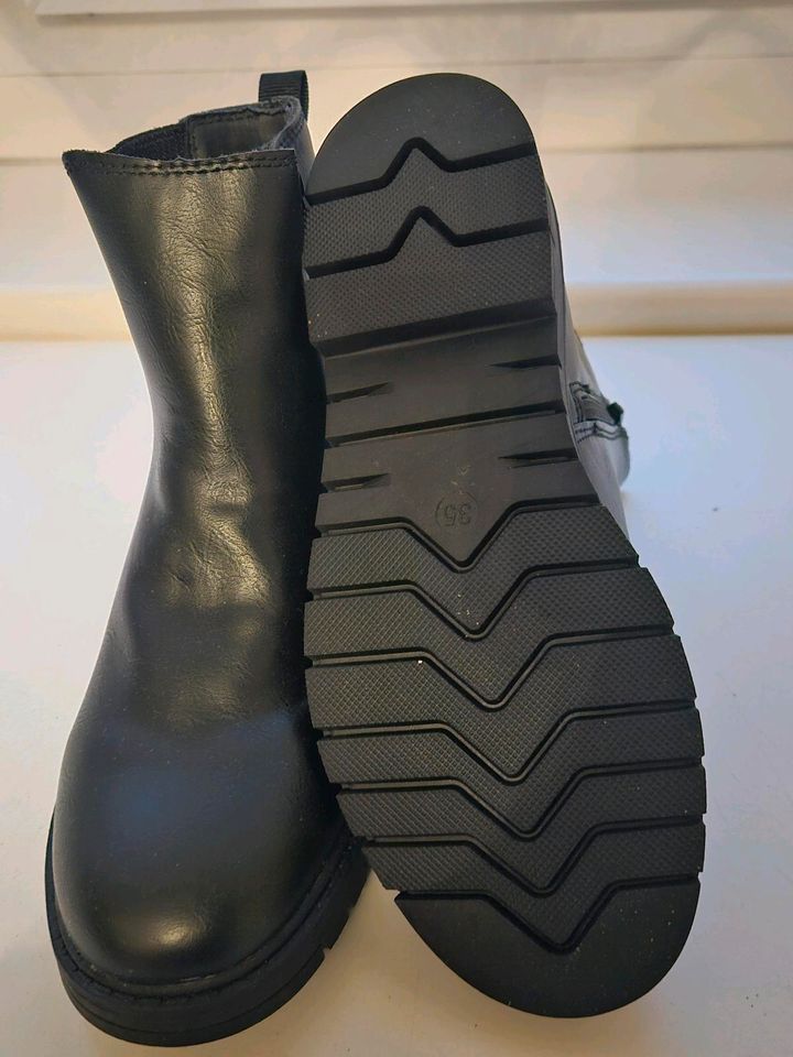 Mädchen Stiefeletten in Berlin