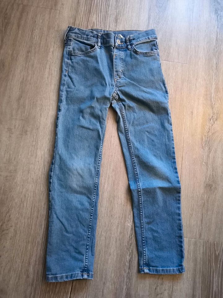 H&M Jeans slim fit, Gr. 134 in Seth Holstein