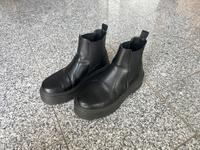 ASOS Design Chelsea Boots mit Plateau Hessen - Gießen Vorschau