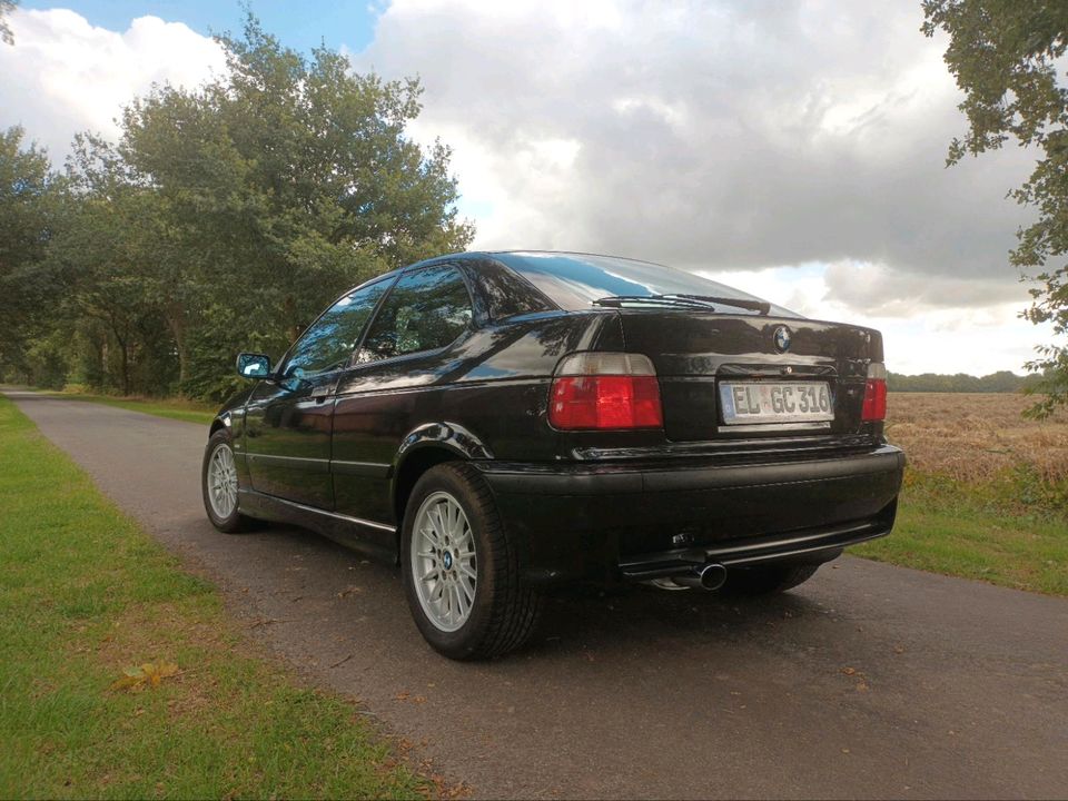 BMW E36 Compact 316i in Rhede