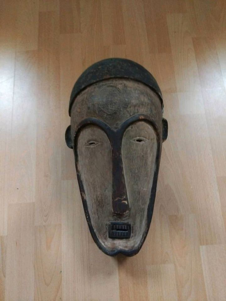 Afrikanische Masken - Wand-Deko in Grafenau