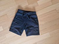 H&M kurze Hose Shorts schwarze Jersey, Gr. 128 Stuttgart - Stuttgart-Ost Vorschau