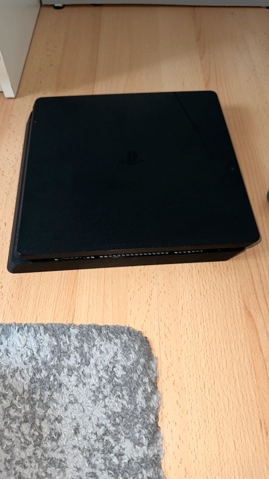 PlayStation 4 PS4 Slim 1TB SSD Aufrüstung in München