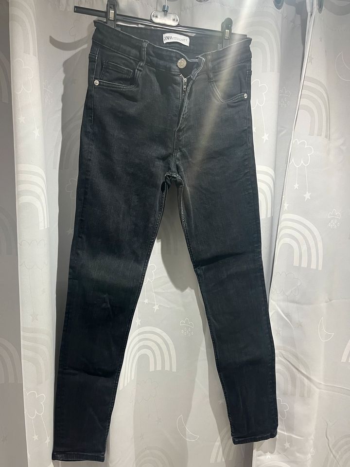 Zara Jeans in Schwerte