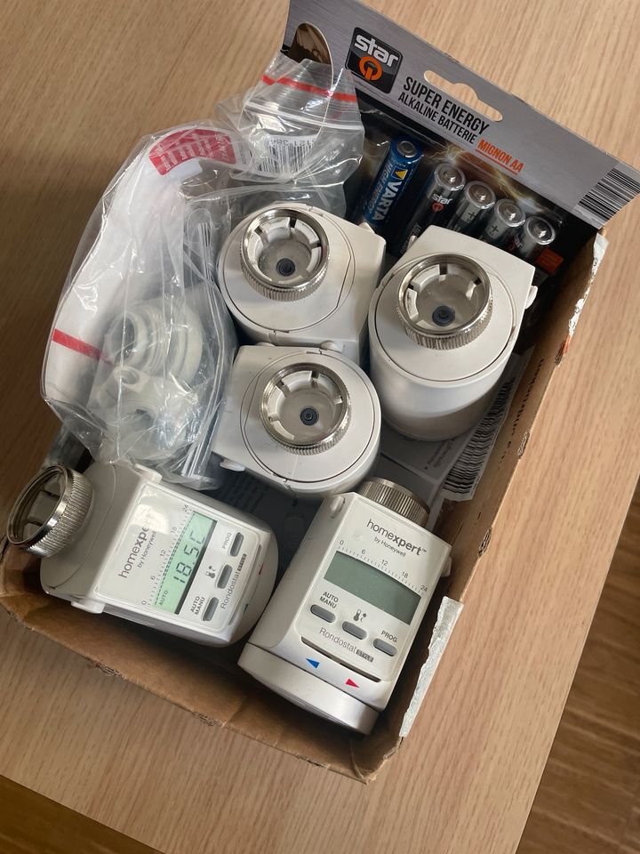 5x Homeexpert Honeywell Heizung Thermostate in Berlin