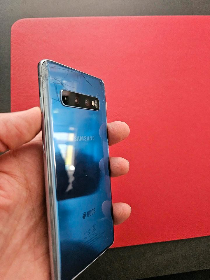 Samsung Galaxy S10 Displayschaden in St. Leon-Rot