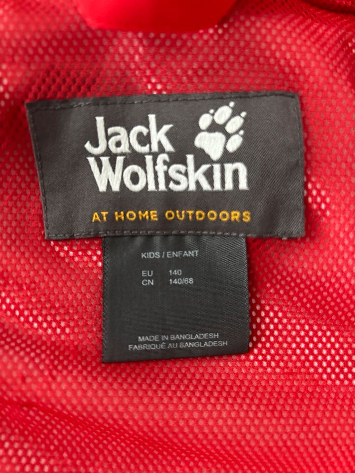 Jack Wolfskin Kinder Übergangsjacke rot in Bielefeld