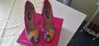Schicke Pumps größe 39 Farbe Bunt Fast Neu und gepflegt Berlin - Steglitz Vorschau