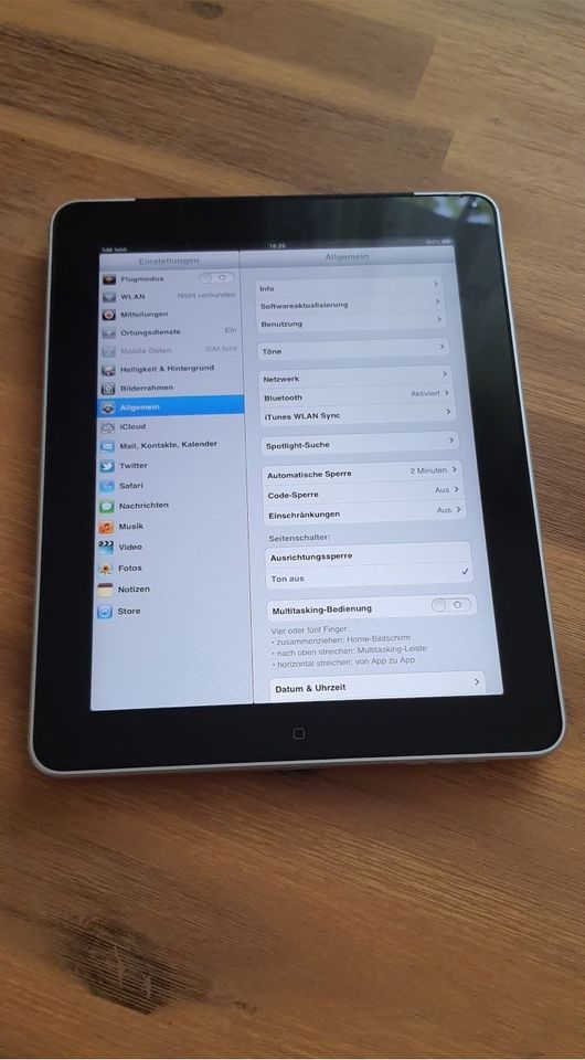 Apple iPad 1st Gen 9.7" 64gb Wi-Fi + 3G Model A1337 in Mainz