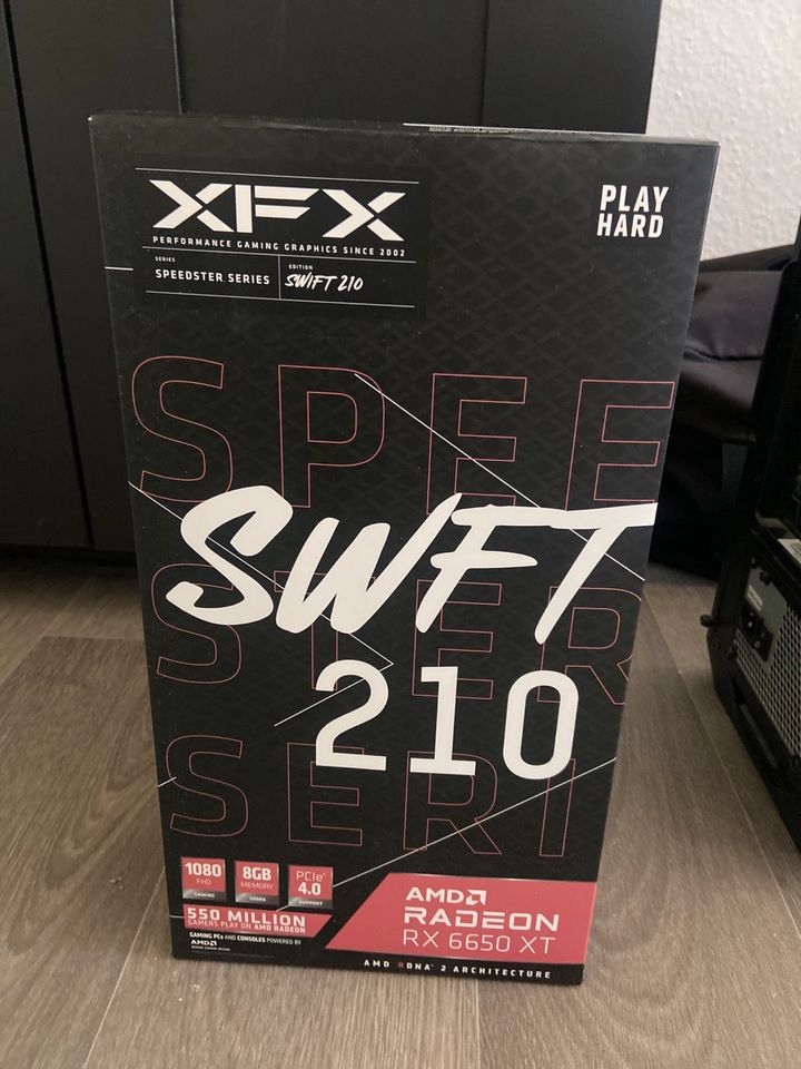 AMD Radeon RX 6650 XT Speedster SWFT in Magdeburg