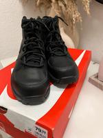Nike Stiefel Größe 40 neu mit ovp Berlin - Tempelhof Vorschau
