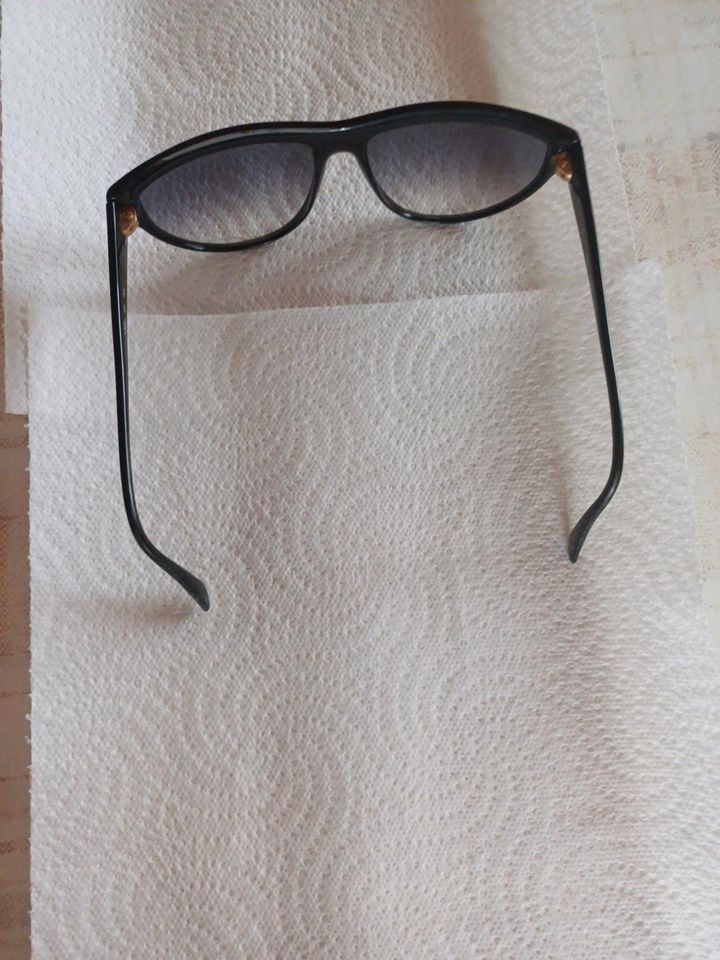 Damen  Sonnenbrille  von Valentino in Geisenfeld