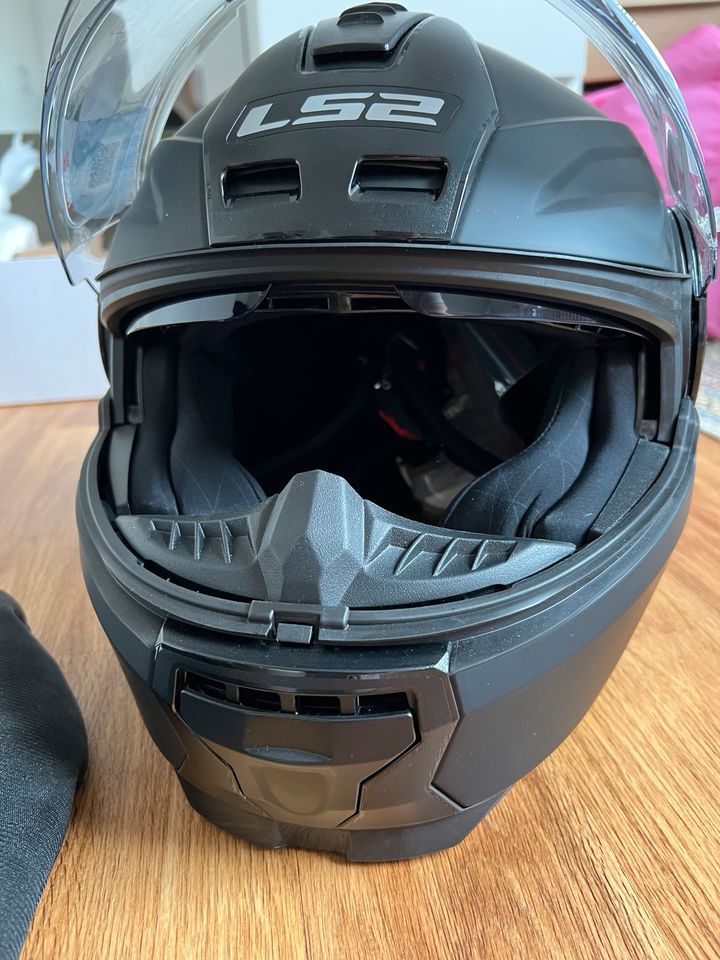 Motorrad Helm für Damen in Frankfurt am Main