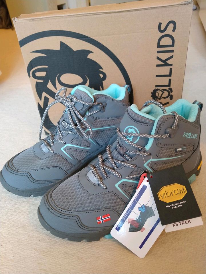 Neue Trollkids Trekking-/ Wander-/ Schuhe "Skarvan" Vibram Gr. 38 in Greifswald