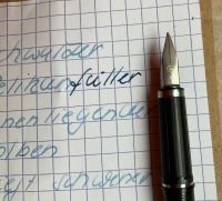 Pelikan Kolbenfüller  P620 M Stahlfeder Signum Mattschwarz Nordrhein-Westfalen - Bergheim Vorschau