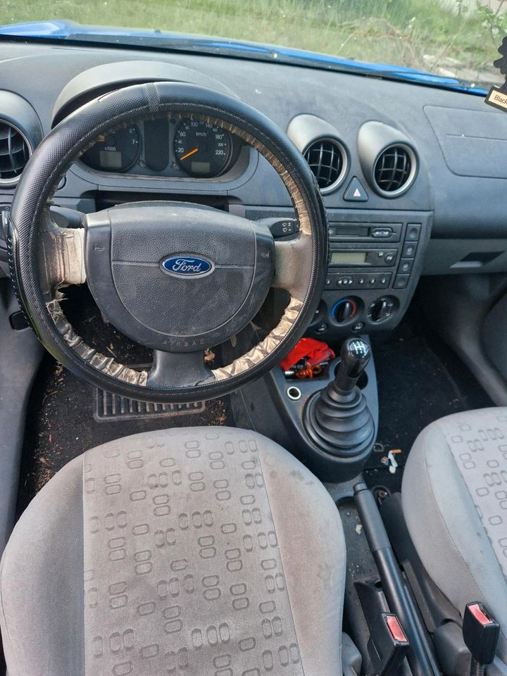Ford Fiesta TÜV 08/24 1.25 L in Türkheim