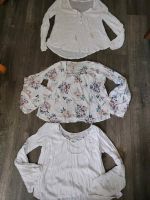 Hollister Bluse Gr. S/M weiß, spitze, Blumen, Bänder Niedersachsen - Bergen Vorschau