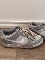 Graue Nikes Berlin - Reinickendorf Vorschau
