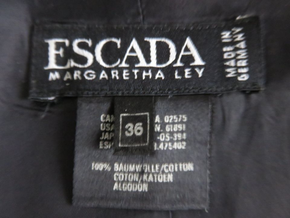 ESCADA ❤️ Margaretha Ley❇ Weste 36 S mit Apfel Print Wie Neu! in Gebhardshain