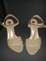 Högl Sandalen Größe 4 1/2 in nude gebraucht top Bayern - Neukirchen Vorschau