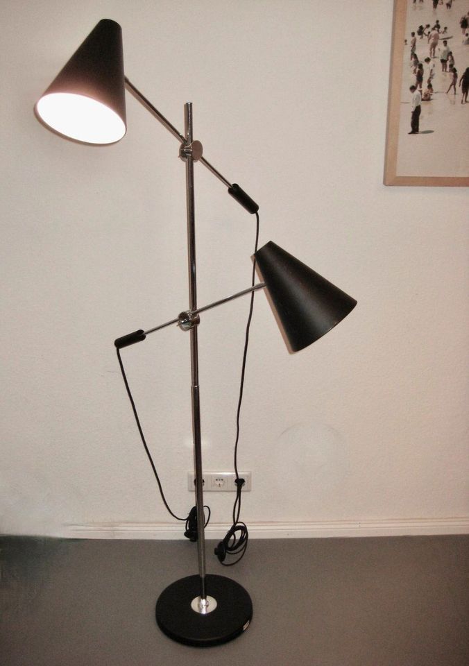 hochwertige 2 Spot Stehlampe höhenverstellbar Vintage Floorlamp in Berlin