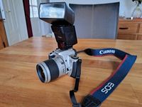 Canon EOS300 Spiegelreflexkamera und Blitzlicht speedlite 420EZ Nordrhein-Westfalen - Hünxe Vorschau