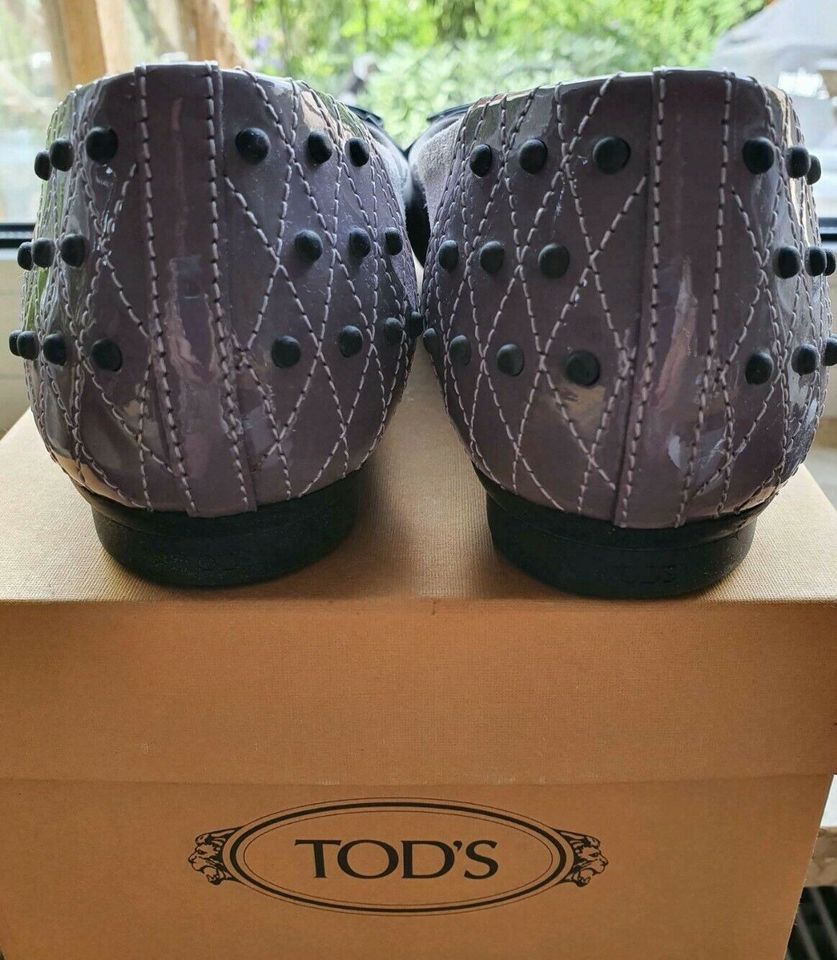 Tods Tod’s Ballerinas Leder 38,5 Flieder Mauve neu in Frankfurt am Main