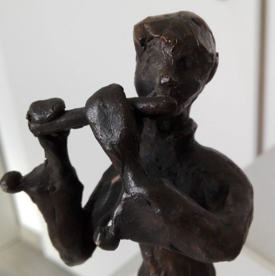 Flötenspieler  in Bronze in Heinsberg