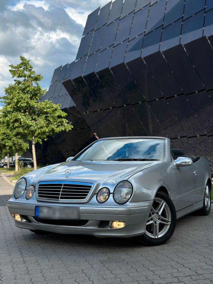 Mercedes Benz CLK 200 Kompressor W208 Cabrio AMG TOP in München