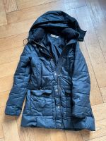 Schwarze Jacke Winterjacke Herbstjacke Berlin - Charlottenburg Vorschau