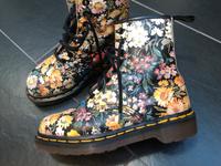 ➕RARITÄT➕  SIENNA MILLER Made in England Dr Martens Blumen 3 36 Baden-Württemberg - Metzingen Vorschau
