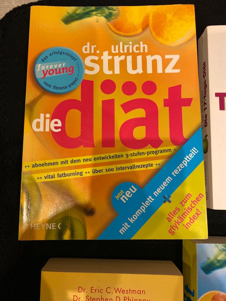 Verschiedene Ernährung- und Diät Bücher / teilweise ungelesen in Böhmenkirch