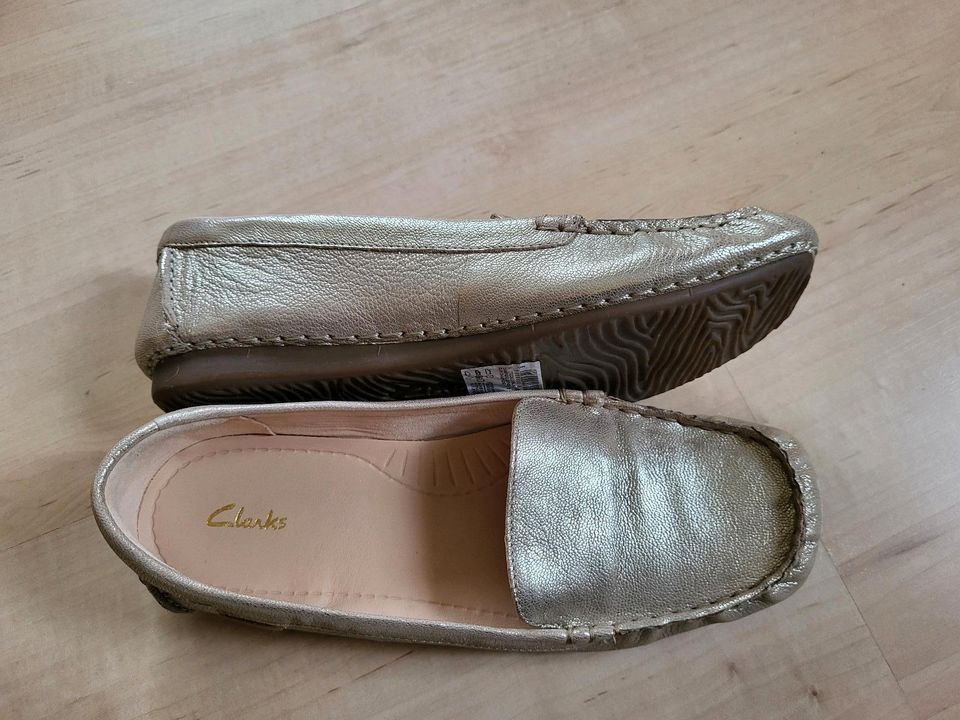 Mokassin, Slipper, Sneaker, von Clarks, gold, 38  Neu! in München