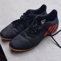 Hallenschuhe Sportschuhe Adidas Gr.42 Nordrhein-Westfalen - Enger Vorschau