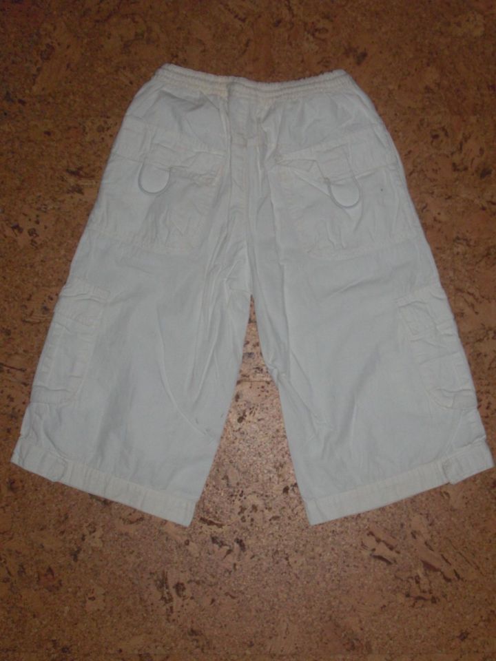 Kurze Hose Jeans Shorts 3/4 Hose Mädchen in Negenborn