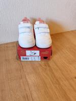 Puma Sneakers Mädchen Größe 25 Courtflex V3 Dotty Nordrhein-Westfalen - Dormagen Vorschau