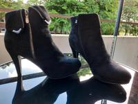 Stiefeletten mit Zierreißverschluss, Gr. 41 Niedersachsen - Cuxhaven Vorschau