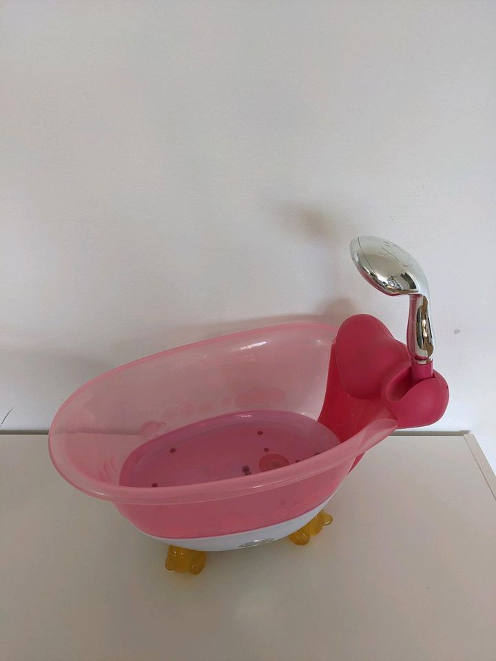 Baby Born Puppen Badewanne in rosa in München