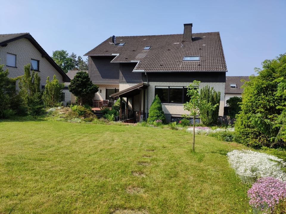 Top Wohnlage - wunderschönes freistehendes Haus mit Garten