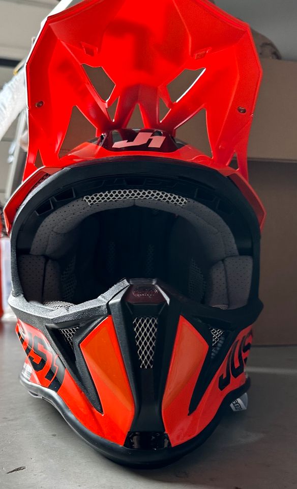 Moto Cross Enduro Helm JUST1 J18 Pulsar Gr. XL in Neuching