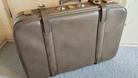 Großer alter brauner Koffer Kunstleder mit Schnallen, vintage Rheinland-Pfalz - Ludwigshafen Vorschau