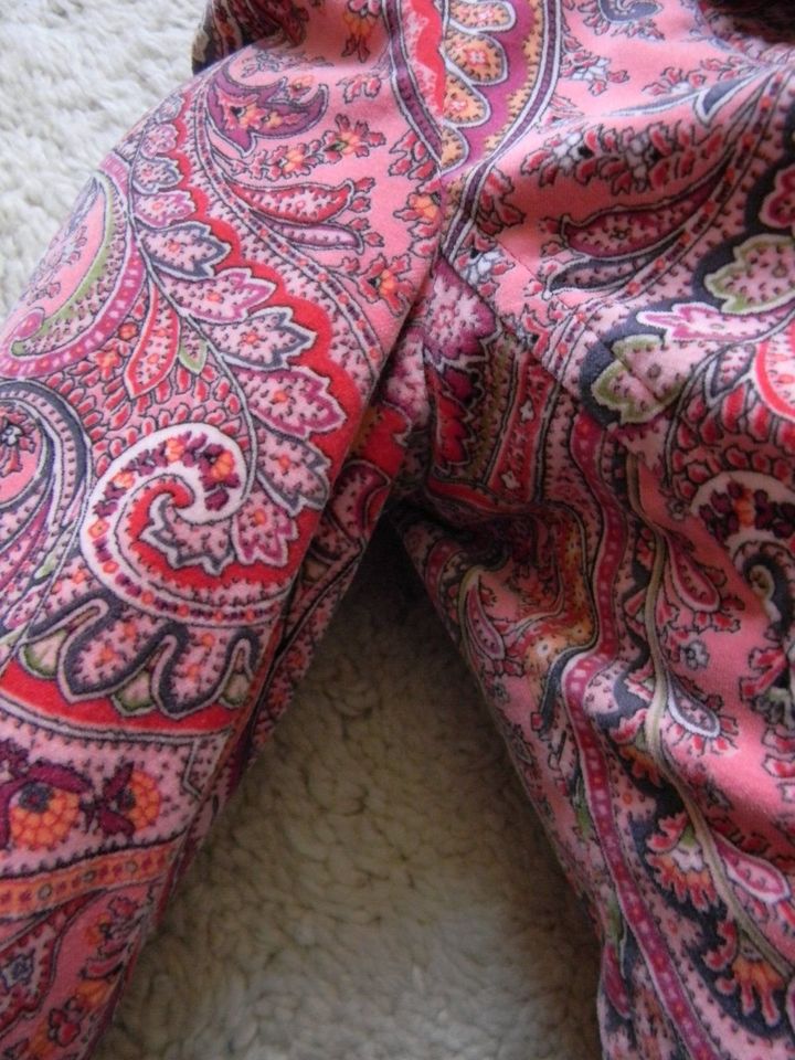 Jacke Blazer Gr40 Paisley Samt Stretch NIE getragen in Kiel