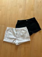 2x Shorts/Hotpants Gr. L schwarz und weiß Bayern - Starnberg Vorschau