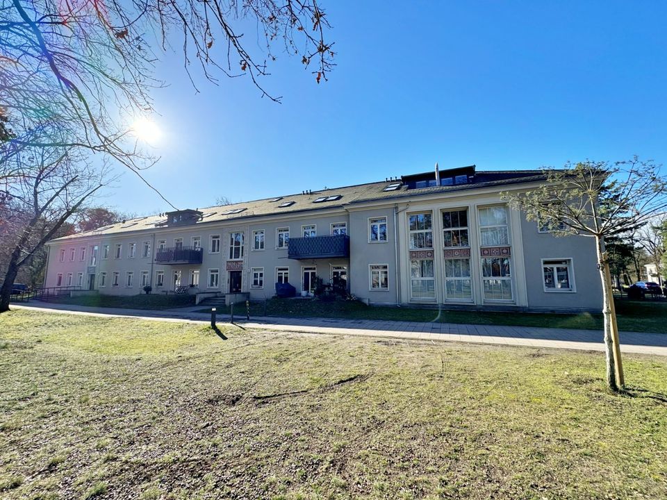 Mitten im Naturpark Königsheide, 3 Zimmer Wohnung mit Terrasse in Berlin