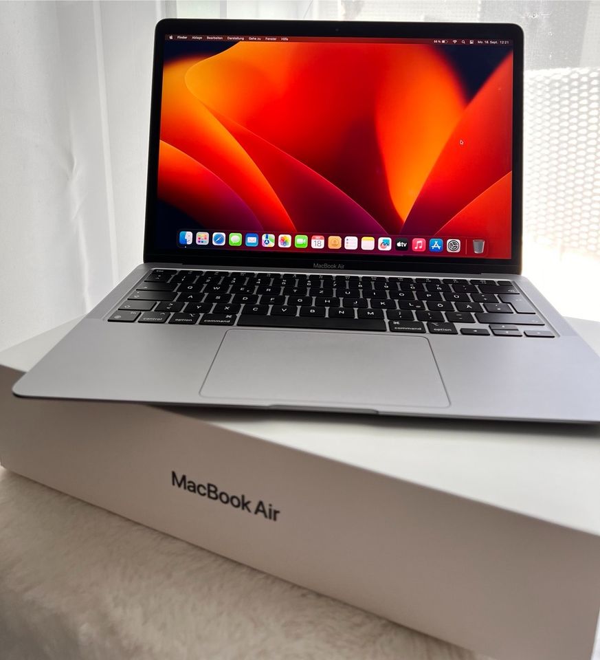 Apple MacBook Air (M1 2020) 13,3 Zoll, 256 GB Space Grau in Aachen -  Aachen-Mitte | eBay Kleinanzeigen ist jetzt Kleinanzeigen