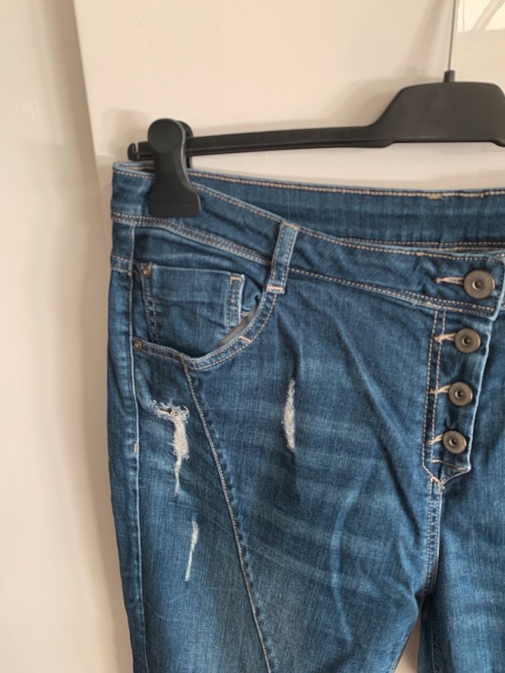 Jeans Gr: 46 in Elsdorf